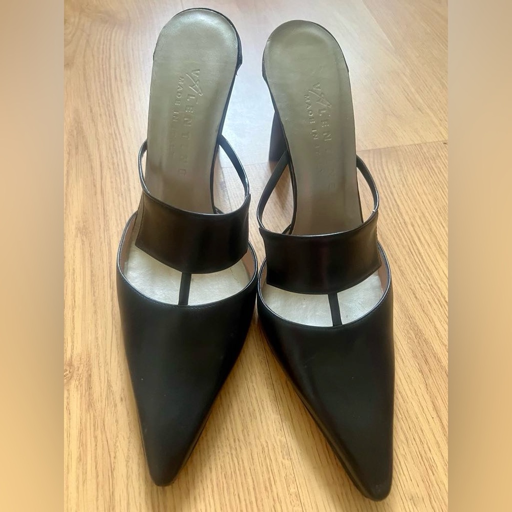 Vero Cuoio Valentine Black Heels
